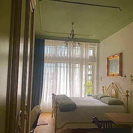 Vip Studio Apartment